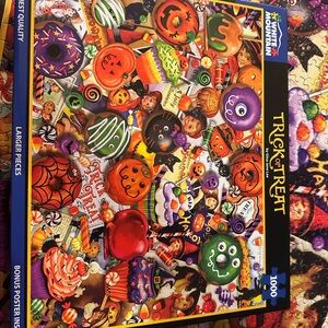 White Mountain Trick or Treat Puzzle-1000 pieces